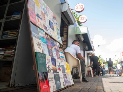 Libros usados sobreviven a la era digital como opción de ahorro