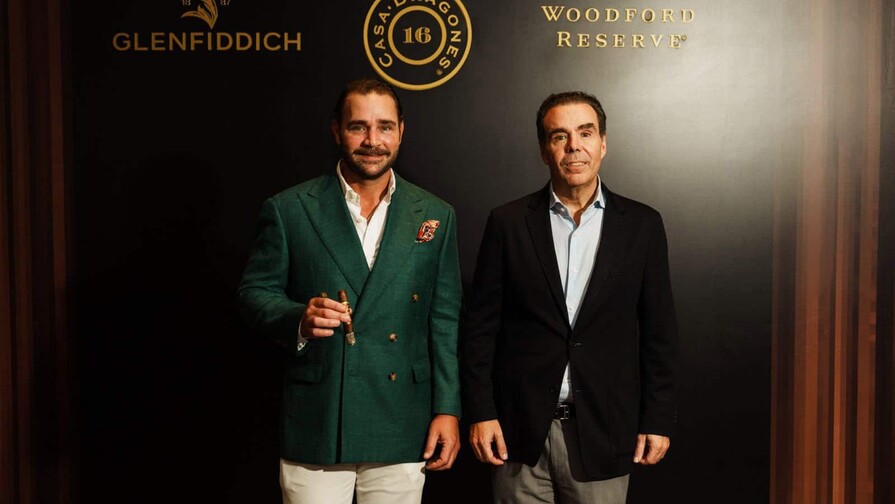 La Bodega y Arturo Fuente Cigar Club ofrecen una experiencia exclusiva La Bodega y Arturo Fuente Cigar Club ofrecen una experiencia exclusiva