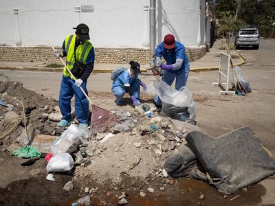 Limpieza en La Guaira tras terremoto