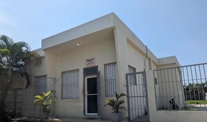 Matan a dos mujeres; una habr&iacute;a sido atacada por su expareja y otra por encapuchados