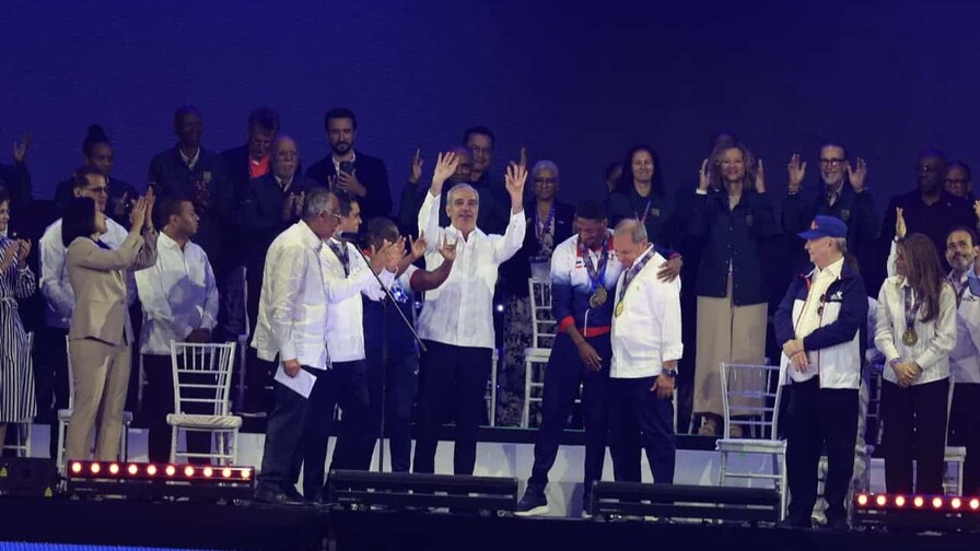 Abinader sobre Santo Domingo 2026: "La llama se apagar&aacute; oficialmente, pero seguir&aacute; muy viva"