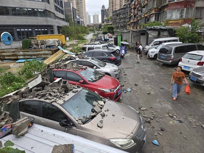 China: tifón Dolphin, más de 1.6 millones de evacuados y cancelaciones