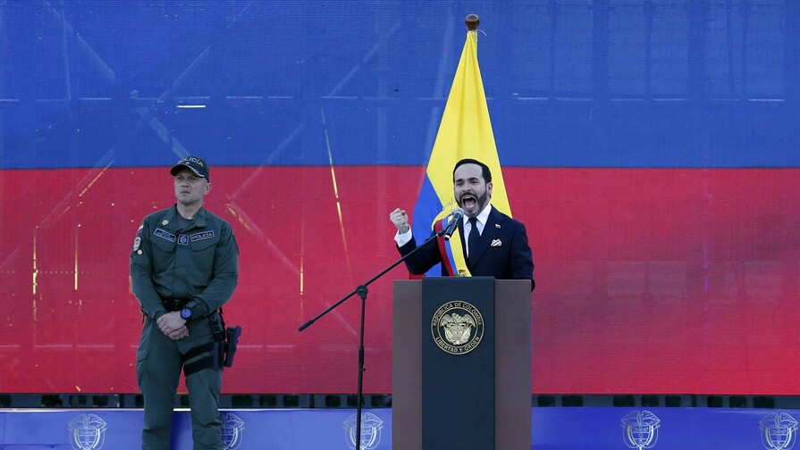 De la Espriella presenta un libro con casos de presunta corrupción en el gobierno de Petro De la Espriella presenta un libro con casos de presunta corrupción en el gobierno de Petro