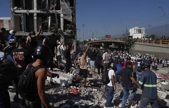 Terremoto de 7.4 en Colombia deja al menos 21 muertos, edificios colapsados y aeropuertos afectados