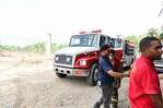 Incendio en vertedero de Espaillat afecta varias comunidades y extiende humareda hasta Santiago Incendio en vertedero de Espaillat afecta varias comunidades y extiende humareda hasta Santiago