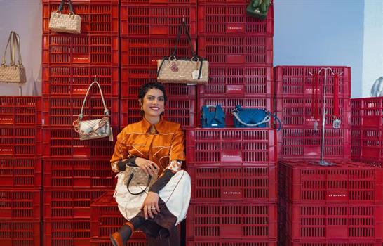 Ka Dipuglia lleva el Caribe a Bogot&aacute;: una traves&iacute;a de identidad, memoria y dise&ntilde;o