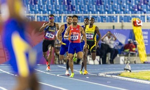 Luguelin Santos regresa al atletismo de alta competici&oacute;n con medalla de plata en Centroamericanos