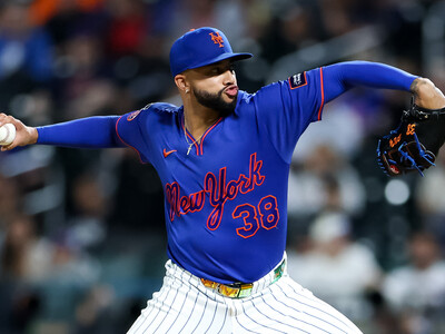 MLB: Devin Williams va a lista de lesionados con distensión en hombro
