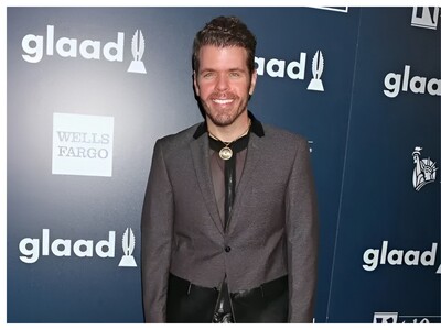 Perez Hilton sigue grave tras herirse durante una transmisión en vivo