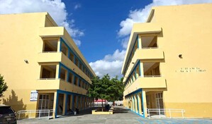 Infraestructura Escolar prepara nuevas aulas en San Crist&oacute;bal para el inicio del a&ntilde;o escolar