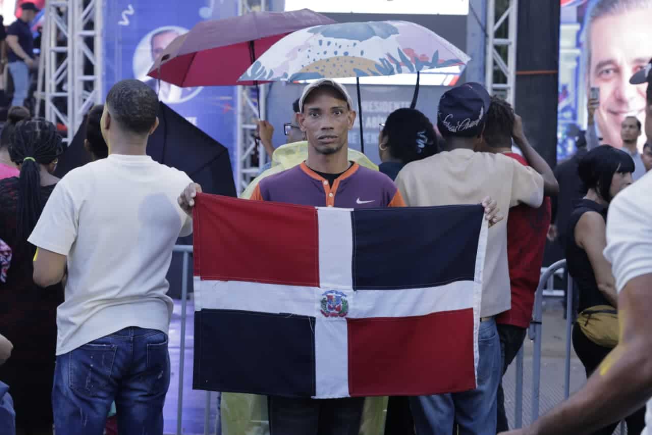 Parte de los fanáticos que se dieron cita a la celebración.