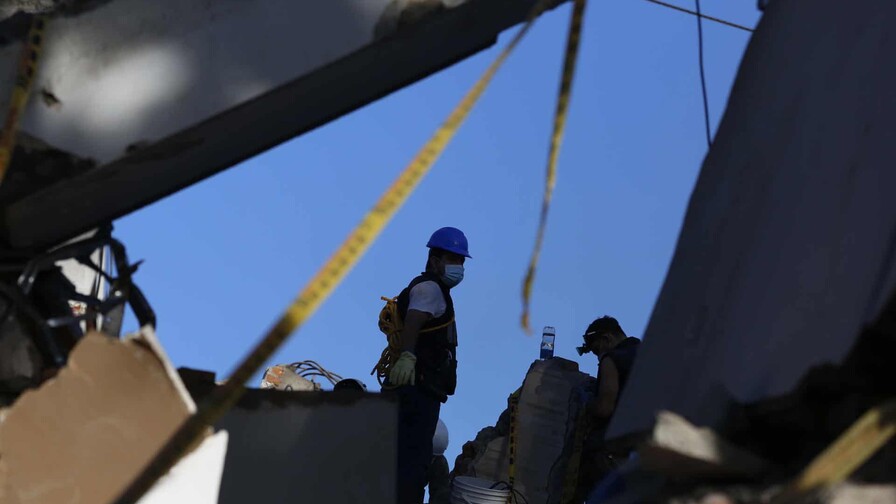 Las primeras luces del d&iacute;a revelan la magnitud de la devastaci&oacute;n del terremoto en Cali