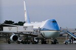Trump desata polémica al usar como señuelo un avión con periodistas ante una amenaza iraní Trump desata polémica al usar como señuelo un avión con periodistas ante una amenaza iraní