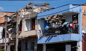 Al menos 132 muertos y 570 heridos deja el terremoto de magnitud 7.4 en Colombia