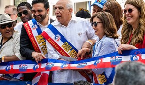 Desfile Dominicano de Nueva York reconoció a Ramón Tallaj por su trayectoria de servicio