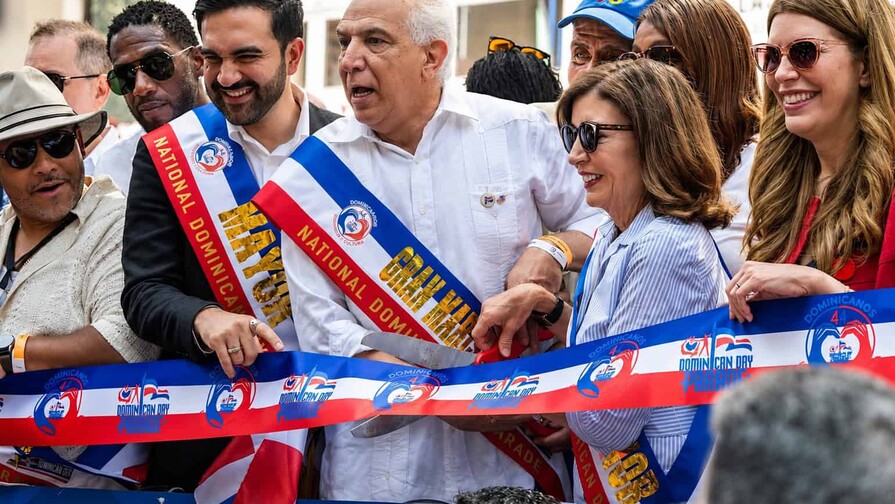 Desfile Dominicano de Nueva York reconoció a Ramón Tallaj por su trayectoria de servicio