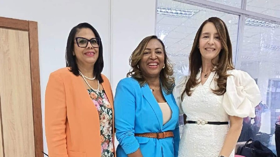 Asociaci&oacute;n Atr&eacute;vete Mujer desarrolla proyecto internacional para impulsar emprendimiento de mujeres