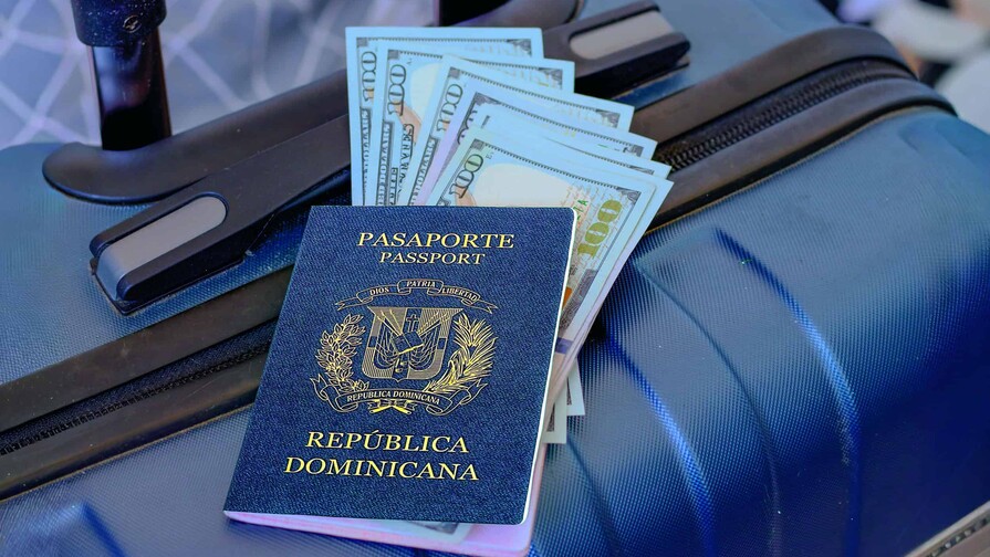 JCE gastó el equivalente a 203 salarios mínimos en un viaje a España para dos de sus miembros