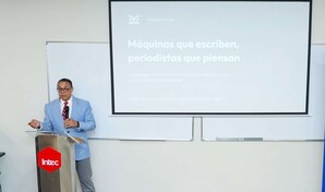 Banco Santa Cruz fortalece el periodismo responsable con capacitaci&oacute;n en inteligencia artificial