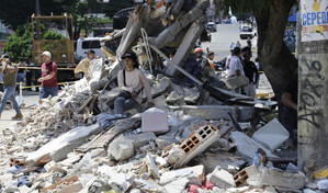 Presidente de Colombia decreta tres d&iacute;as de duelo nacional por fallecidos en el terremoto