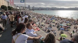 El eclipse solar oscurece a Espa&ntilde;a