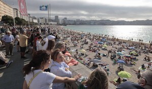 El eclipse solar oscurece a Espa&ntilde;a