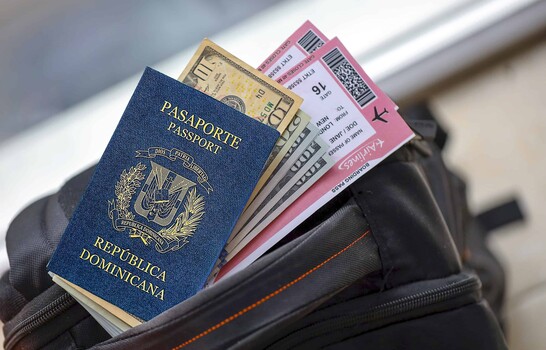 Unos 35 mil d&oacute;lares por 37 mil votos: el costo del viaje de dos miembros de la JCE por Europa