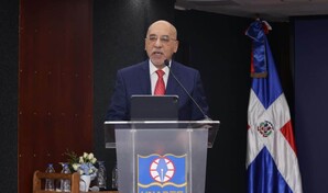 An&iacute;bal de Castro llama a fortalecer el periodismo frente a la inteligencia artificial
