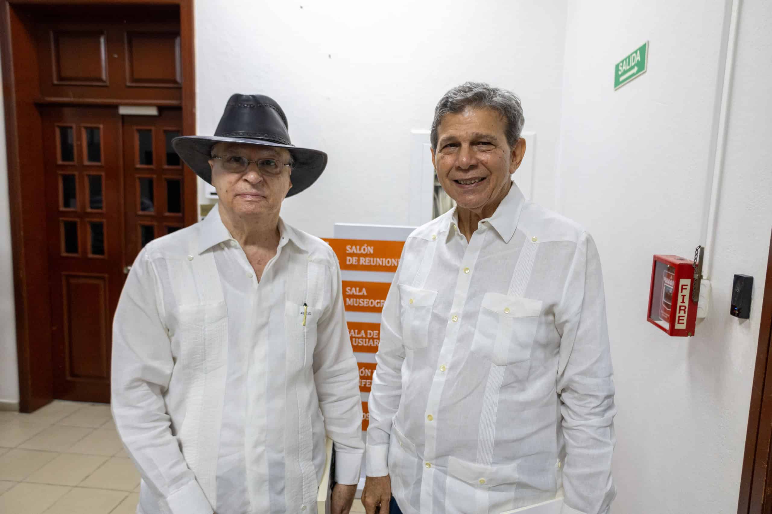 Am&iacute;n Cana&aacute;n G&oacute;mez y Hugo Bueno Pascal.