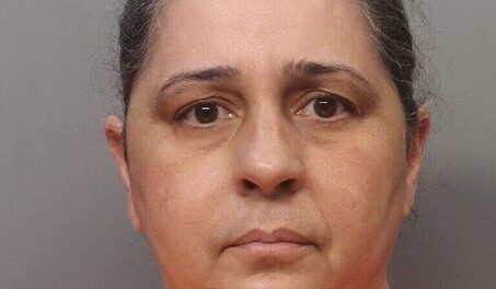 Jueza permitir&aacute; que jurado escuche confesi&oacute;n de dominicana acusada de ahogar a su hijo autista en Miami