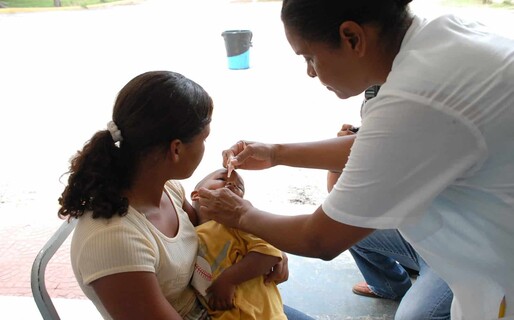 Los pediatras dominicanos insisten en la necesidad de mantener el esquema de vacunaci&oacute;n
