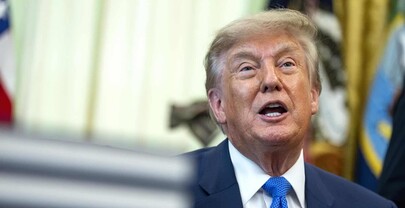 Trump planea que los agentes de ICE lleven guantes que den descargas el&eacute;ctricas