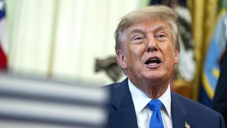 Trump acusa a Irán de hablar mucho y hacer poco e insiste en que EE.UU. controla Ormuz Trump acusa a Irán de hablar mucho y hacer poco e insiste en que EE.UU. controla Ormuz