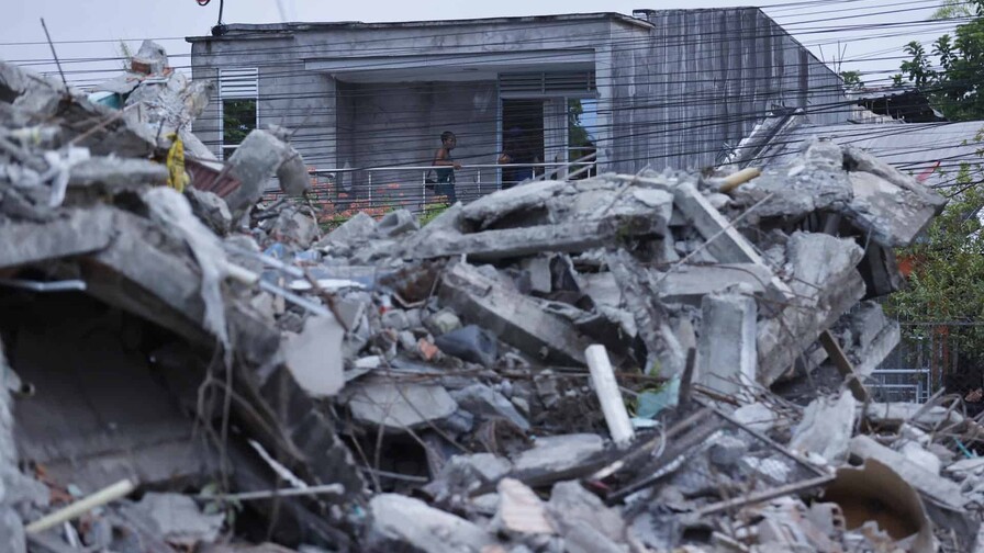 Los muertos por el terremoto en Colombia ascendieron a 265 y unos 496 desaparecidos Los muertos por el terremoto en Colombia ascendieron a 265 y unos 496 desaparecidos