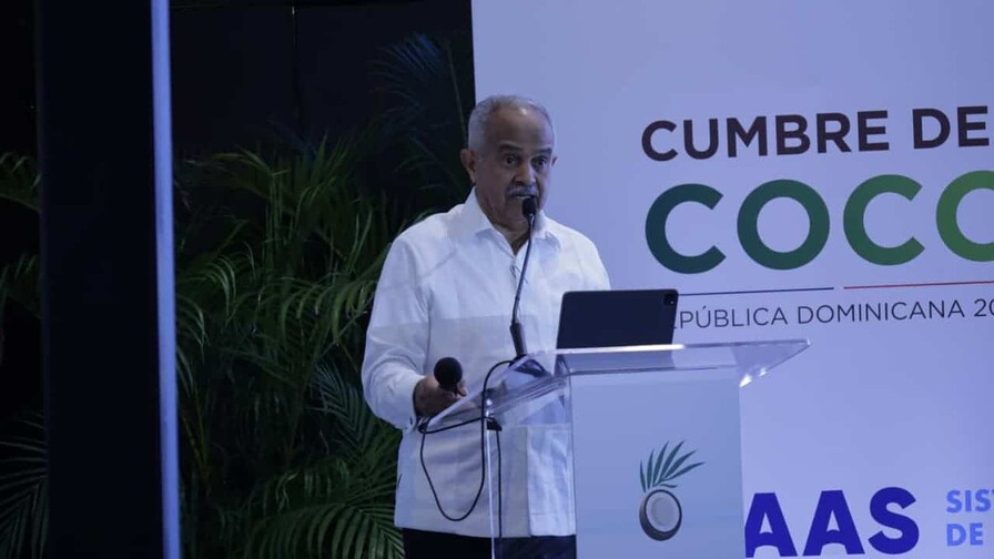 RD puede exportar hasta US$300 millones en coco, afirma Osmar Benítez RD puede exportar hasta US$300 millones en coco, afirma Osmar Benítez