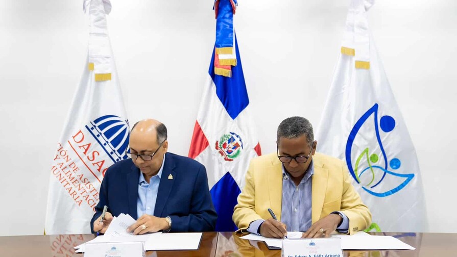 Dasac y ARS Semma amplían asistencia social y atención médica para maestros Dasac y ARS Semma amplían asistencia social y atención médica para maestros
