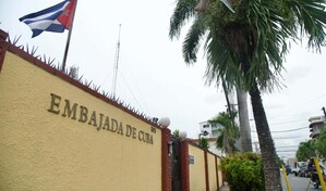 Cuba rechaza expulsi&oacute;n de sus diplom&aacute;ticos en RD y afirma que responde a presi&oacute;n de EE. UU.