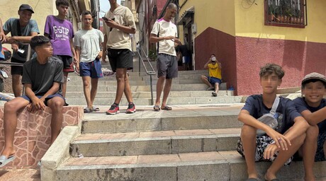 Espa&ntilde;a cifra en 5,000 los migrantes que siguen en Ceuta tras la entrada masiva