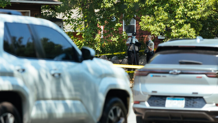 Hombre mata a su esposa y a su hija en una guardería de Minnesota y luego se suicida Hombre mata a su esposa y a su hija en una guardería de Minnesota y luego se suicida