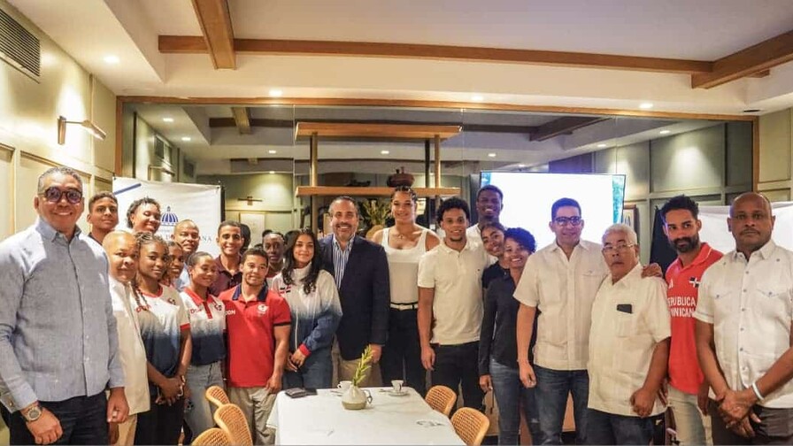 Inefi agasaja a los medallistas centroamericanos provenientes de los Juegos Escolares 2023 y 2025 Inefi agasaja a los medallistas centroamericanos provenientes de los Juegos Escolares 2023 y 2025