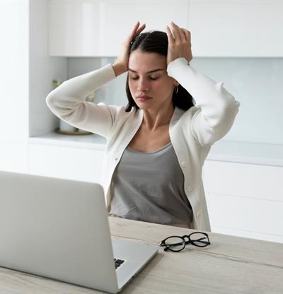 Siete claves para disminuir el estr&eacute;s durante la jornada laboral