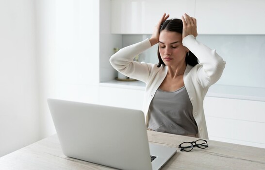 Siete claves para disminuir el estr&eacute;s durante la jornada laboral