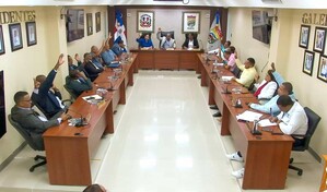 Ayuntamientos mantienen en la sombra decisiones de sus Concejos de Regidores