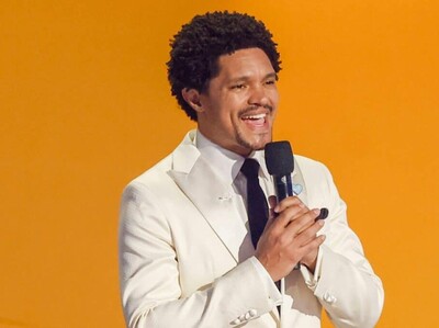 Trevor Noah convierte el evento de Google en un "talk show"