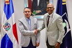 SNS y CMD acuerdan fortalecer seguridad hospitalaria y distribución de especialistas SNS y CMD acuerdan fortalecer seguridad hospitalaria y distribución de especialistas
