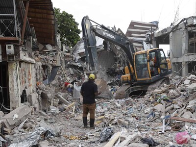 De la Espriella plantea un 'Plan Marshall' por terremoto en Colombia