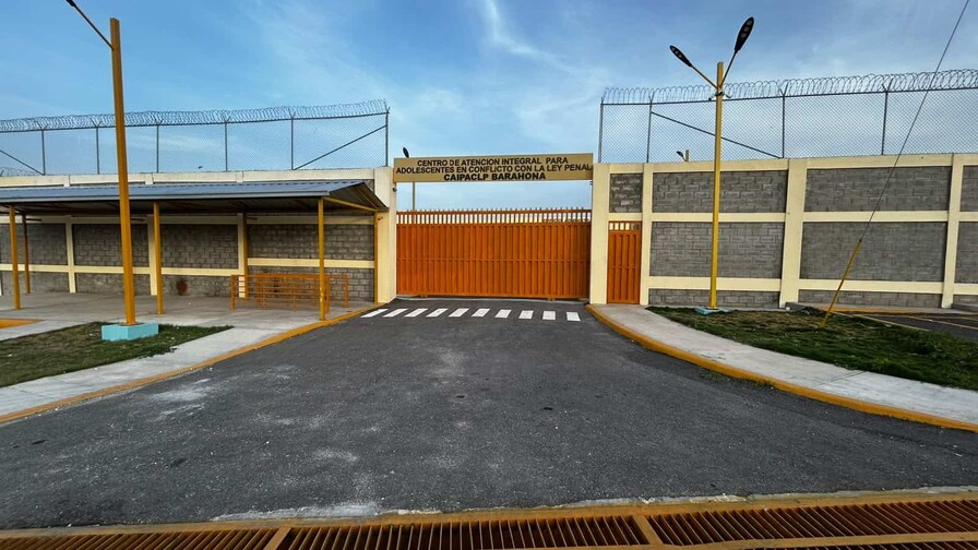 Centro para adolescentes en conflicto con la ley en Barahona está terminado, pero aún no funciona Centro para adolescentes en conflicto con la ley en Barahona está terminado, pero aún no funciona
