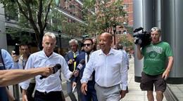 Dejan en libertad bajo condiciones al alcalde de Lawrence tras acusarlo de fraude