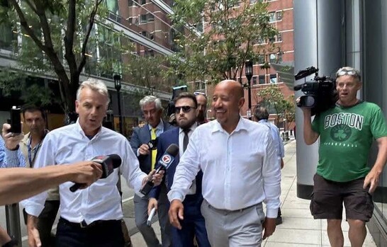 Dejan en libertad bajo condiciones al alcalde de Lawrence tras acusarlo de fraude