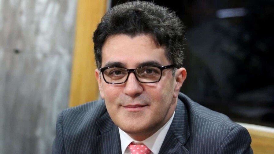 Julio Cury pide investigar a la JCE por reglamento que prohíbe encuestas Julio Cury pide investigar a la JCE por reglamento que prohíbe encuestas